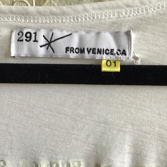 Top - Picture 4 of 4